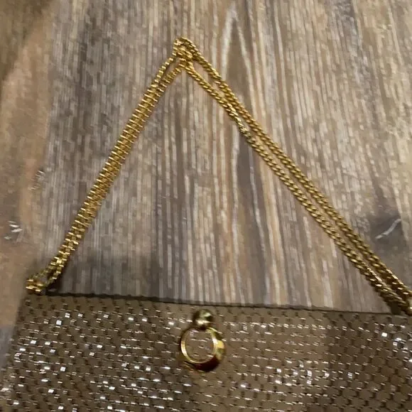 964) Vintage Metal Taupe Purse EUC Chain Straps - Picture 3 of 7